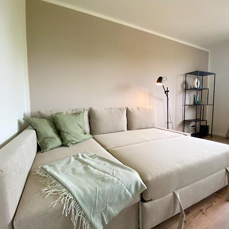 Schoene Wohnung Mit Rheinblick/Duesseldorf/Neuss/Messe Exterior foto